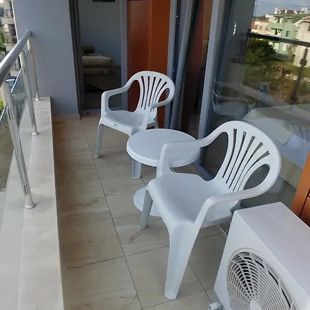 на брега на морето - сарафово Daire *