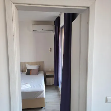 Apartmán на брега на морето - сарафово Burgas City