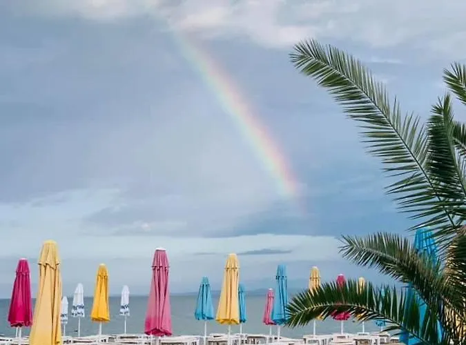 Apartamento на брега на морето - сарафово