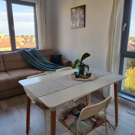 Appartement на брега на морето - сарафово